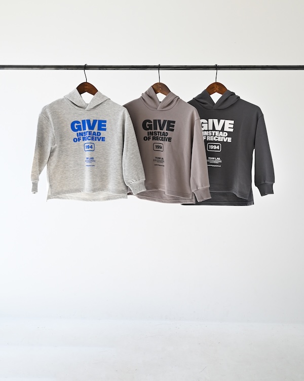 GIVEパーカー